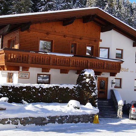Blick Zum Wasserfall Sankt Leonhard im Pitztal Kültér fotó